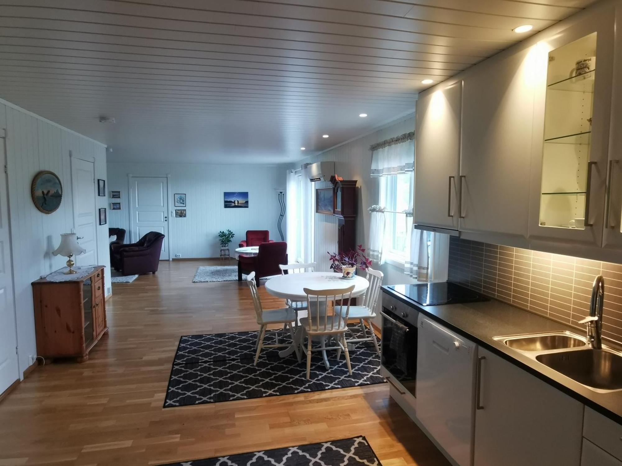 Rystad Midnight Sun And Nature Apartment Bagian luar foto
